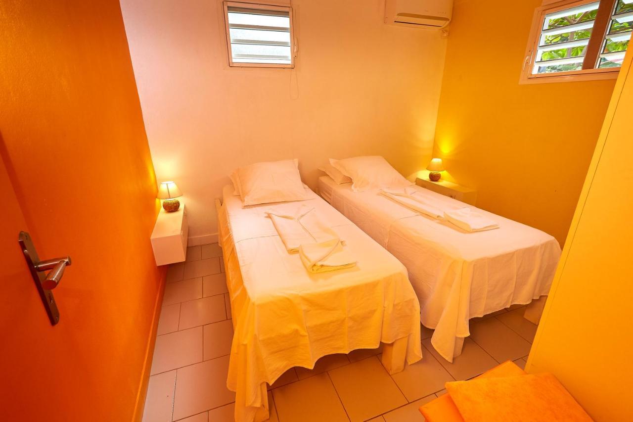 Soleil Couchant - Gites Deshaies Exterior photo