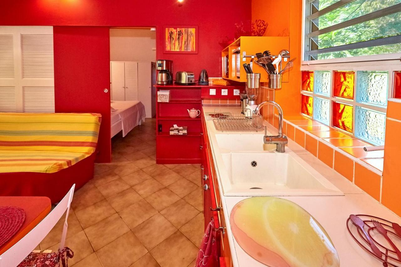 Soleil Couchant - Gites Deshaies Exterior photo