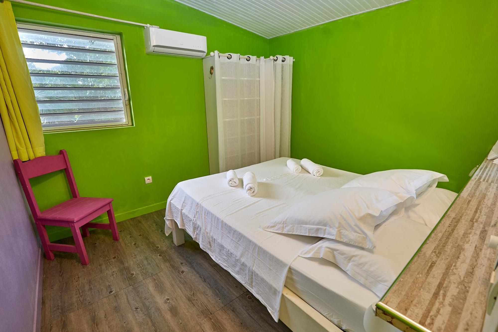 Soleil Couchant - Gites Deshaies Exterior photo